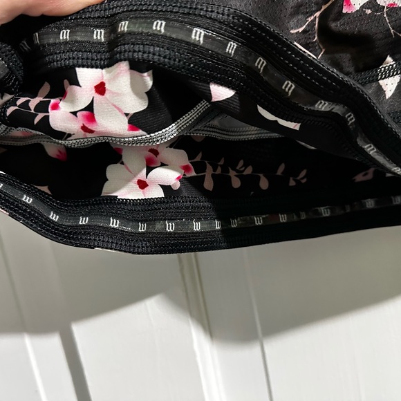 WATTIE INK Hana Collection Triathlon Suit L top M shorts - Picture 6 of 13